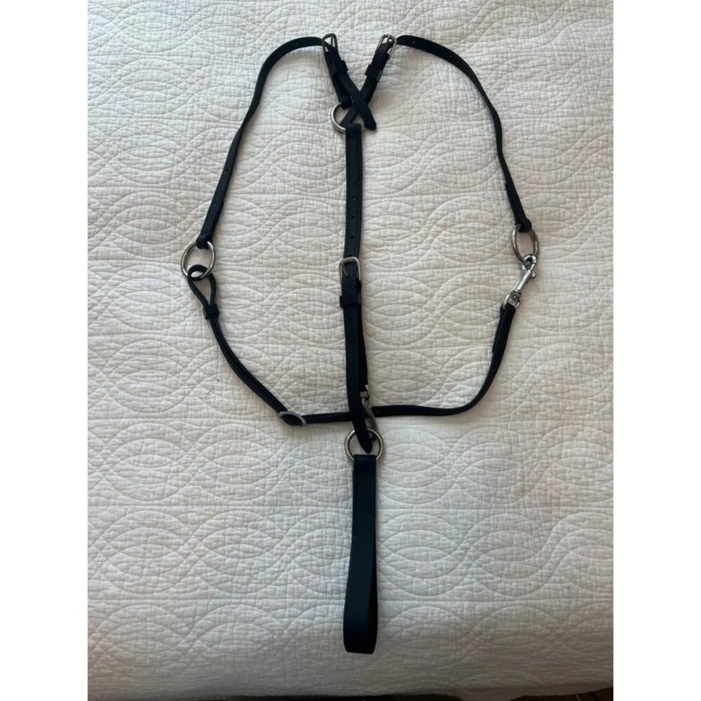 Synthetic biothane breastplate horse cob adjustable tack